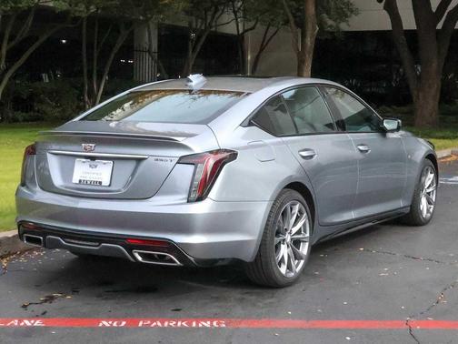 2025 Cadillac CT5 Sport
