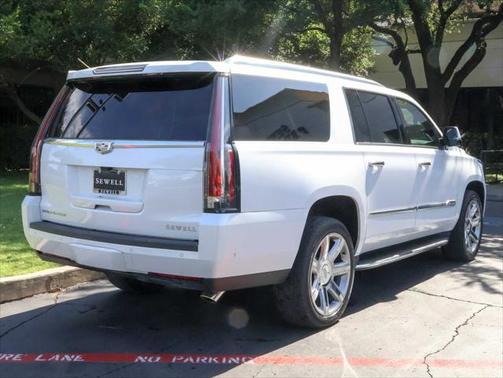 2020 Cadillac Escalade ESV Luxury