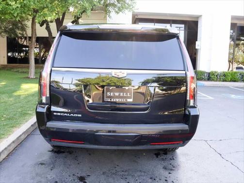 2020 Cadillac Escalade ESV Premium Luxury