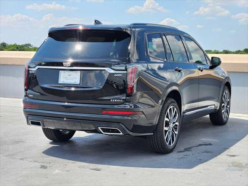 2025 Cadillac XT6 Sport AWD