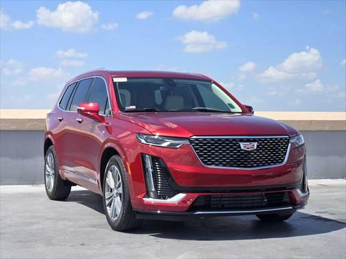 2025 Cadillac XT6 Premium Luxury FWD