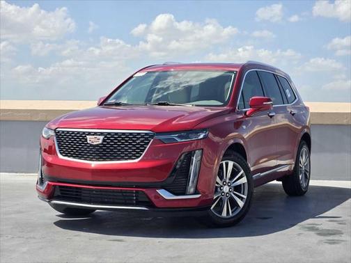 2025 Cadillac XT6 Premium Luxury FWD