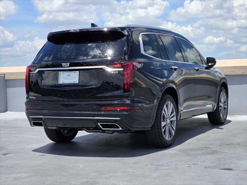 2025 Cadillac XT6 Premium Luxury FWD