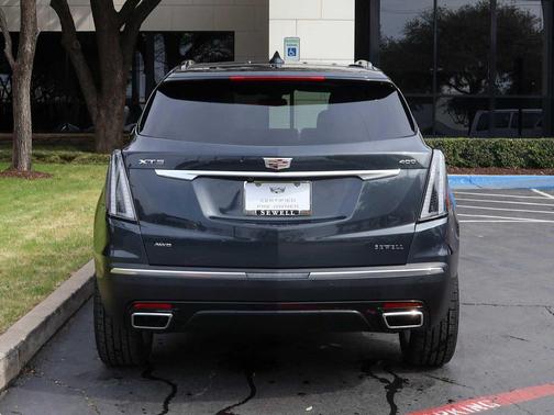2023 Cadillac XT5 Sport