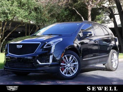 2022 Cadillac XT5 Sport