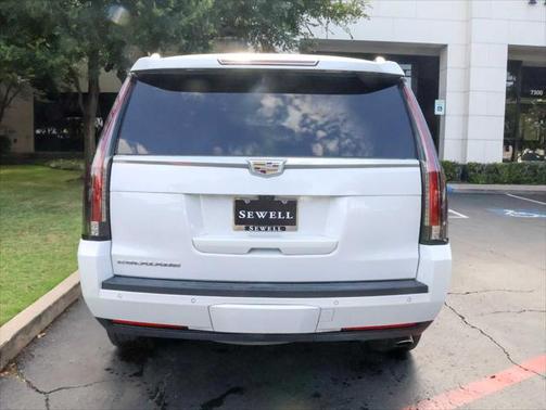 2018 Cadillac Escalade Premium Luxury