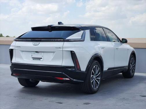 2025 Cadillac LYRIQ Sport w/1SJ