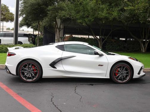 2023 Chevrolet Corvette Stingray w/3LT