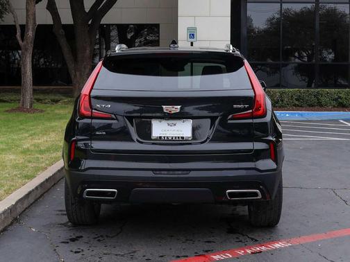 2024 Cadillac XT4 Premium Luxury