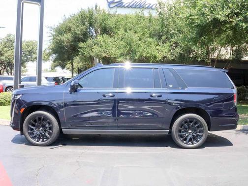 2021 Cadillac Escalade ESV Sport Platinum