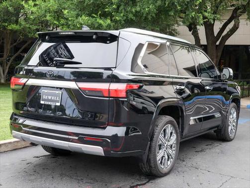 2024 Toyota Sequoia Base