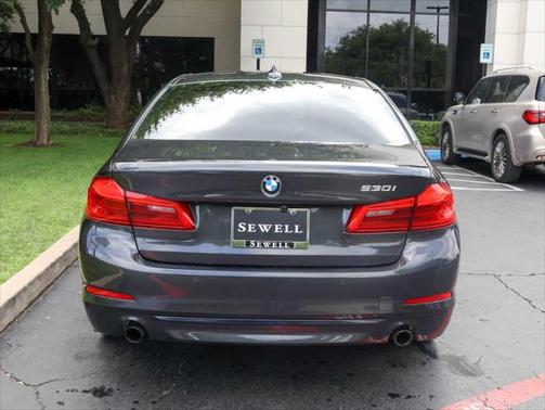 2020 BMW 530 530i