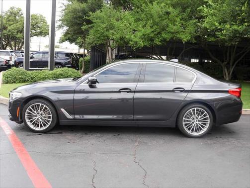 2020 BMW 530 530i