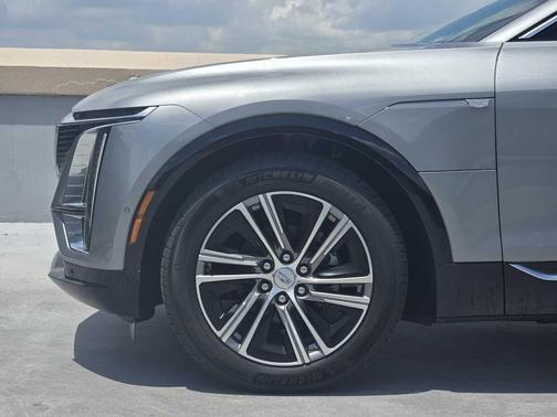 2025 Cadillac LYRIQ Luxury