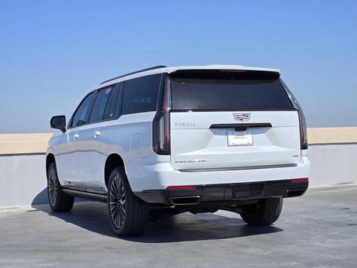 2026 Cadillac Escalade ESV Sport Platinum
