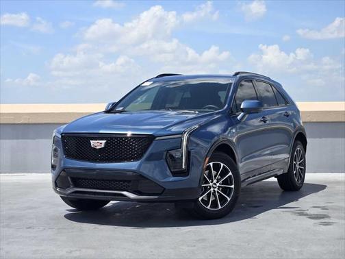 2025 Cadillac XT4 Sport