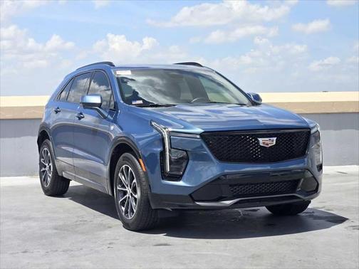 2025 Cadillac XT4 Sport