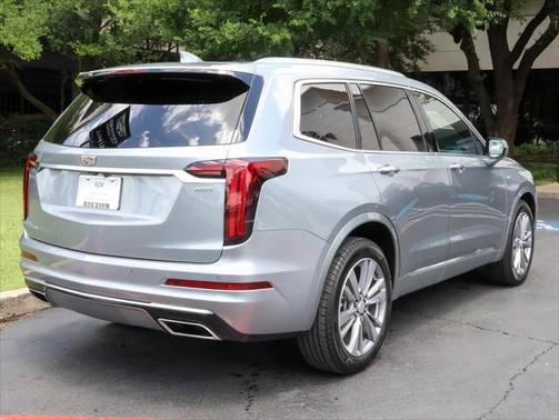 2025 Cadillac XT6 Premium Luxury FWD