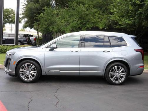 2025 Cadillac XT6 Premium Luxury FWD