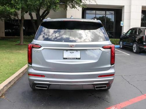 2025 Cadillac XT6 Premium Luxury FWD