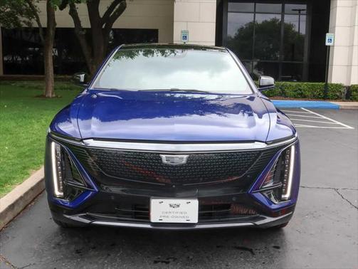 2024 Cadillac LYRIQ Sport