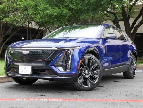 2024 Cadillac LYRIQ Sport