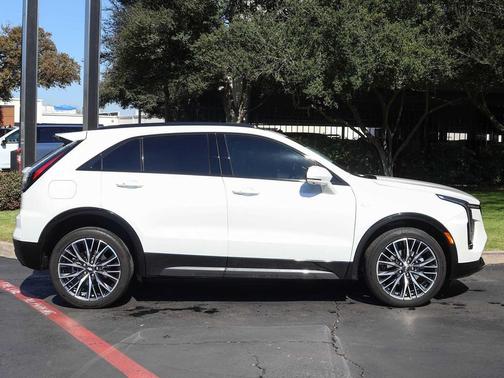 2024 Cadillac XT4 Sport