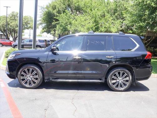 2018 Lexus LX 570 Base