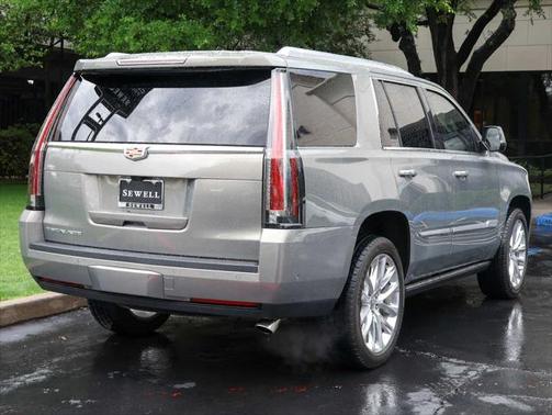 2018 Cadillac Escalade Premium Luxury