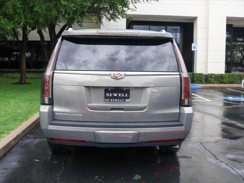 2018 Cadillac Escalade Premium Luxury