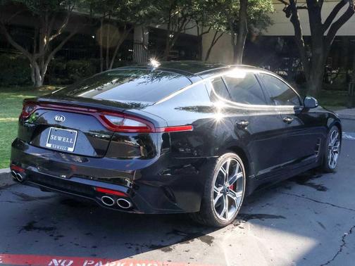 2018 Kia Stinger GT1