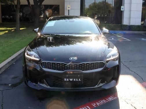 2018 Kia Stinger GT1