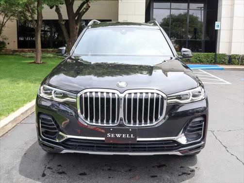 2022 BMW X7 xDrive40i