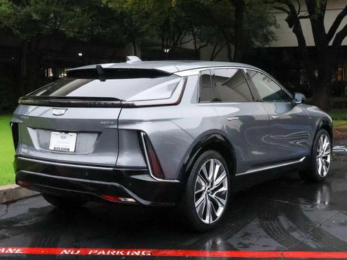 2023 Cadillac LYRIQ Luxury