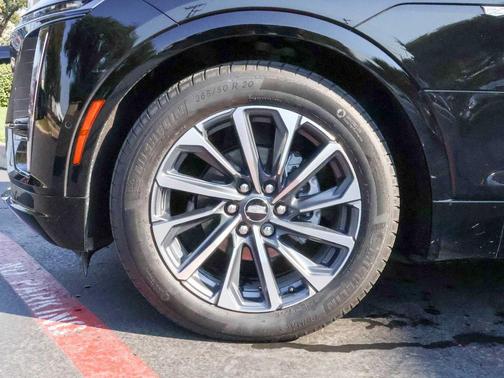 2025 Cadillac LYRIQ Sport