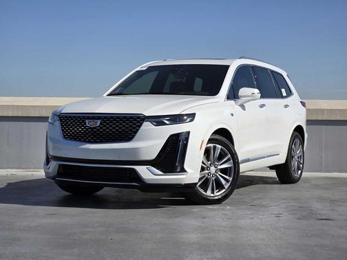 2025 Cadillac XT6 Premium Luxury FWD