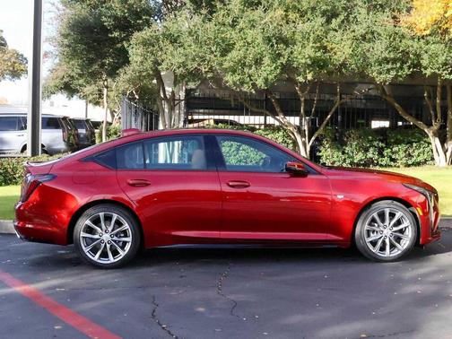 2025 Cadillac CT5 Sport