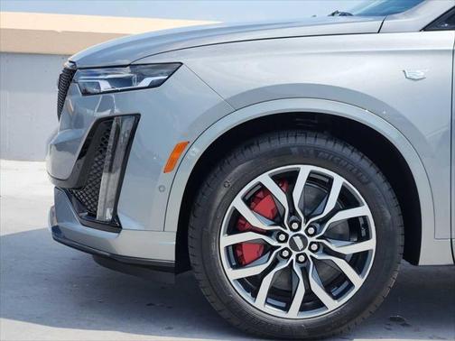 2025 Cadillac XT6 Sport AWD