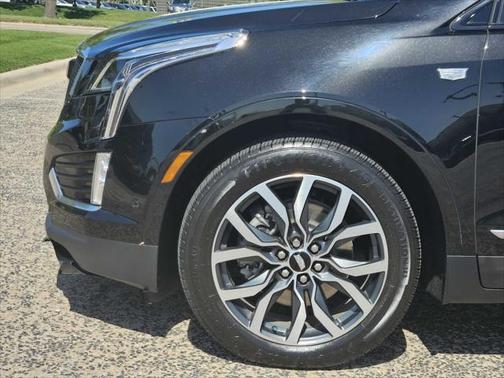 2021 Cadillac XT5 Sport
