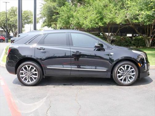 2021 Cadillac XT5 Sport