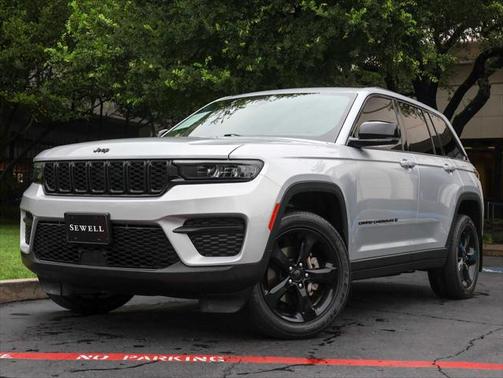 2023 Jeep Grand Cherokee Altitude
