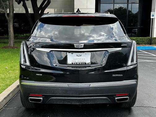 Stellar Black Metallic 2024 Cadillac XT5 Sport