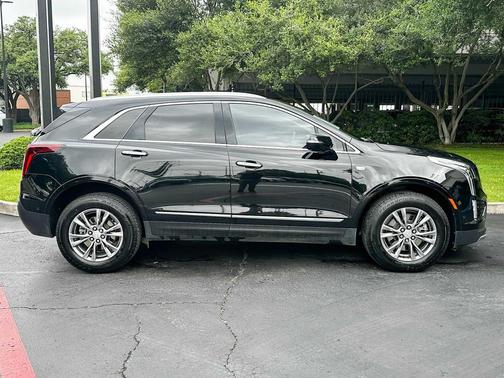 Stellar Black Metallic 2023 Cadillac XT5 Premium Luxury