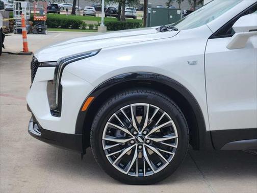2025 Cadillac XT4 Sport