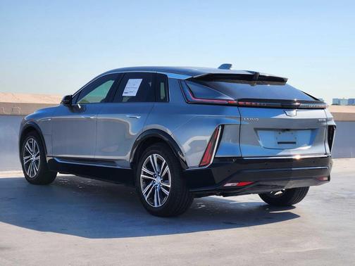 Argent Silver Metallic 2026 Cadillac LYRIQ Luxury