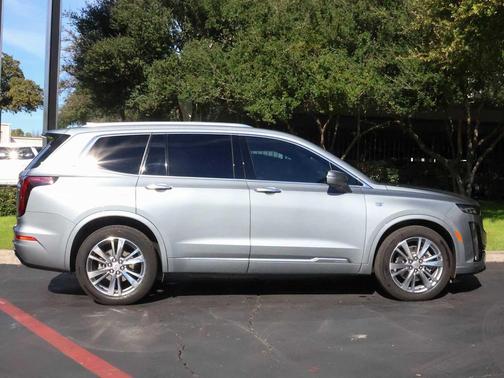 2023 Cadillac XT6 Premium Luxury FWD