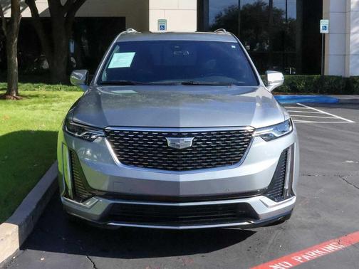 2023 Cadillac XT6 Premium Luxury FWD