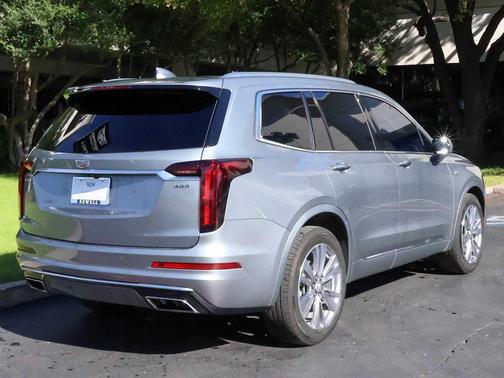 2023 Cadillac XT6 Premium Luxury FWD