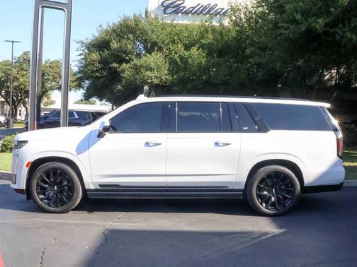 2021 Cadillac Escalade ESV Sport