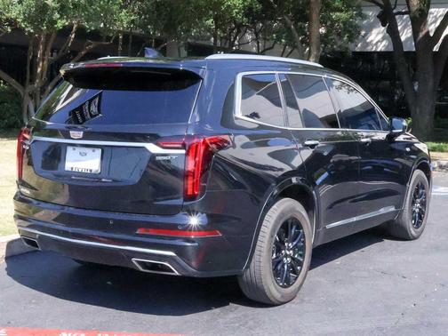2023 Cadillac XT6 Luxury FWD